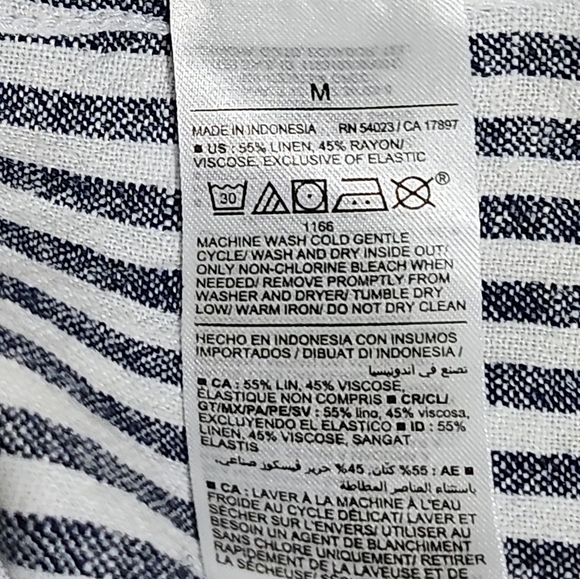 Old Navy Gray and White Spaghetti Strap Sundress - Picture 6 of 6